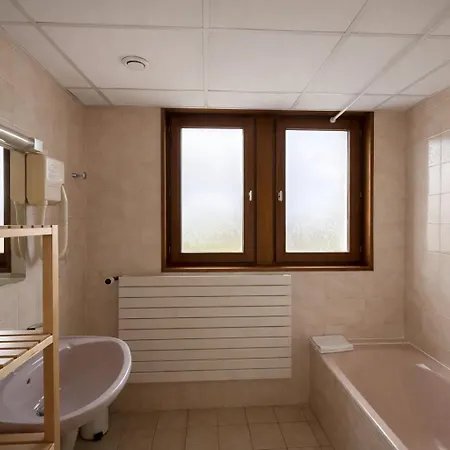 L'echo Des Montagnes Hotel 3*